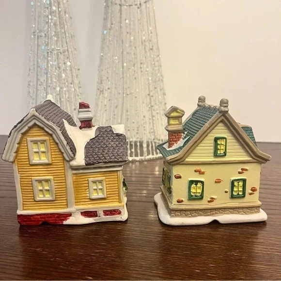Vintage Christmas Winter Village Town Bakery House & Decorated Village House Y2K - Picture 4 of 12